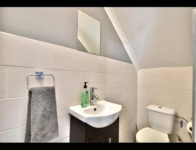 3 BEDROOM TOWNHOUSE FOR SALE IN WILGEHEUWEL